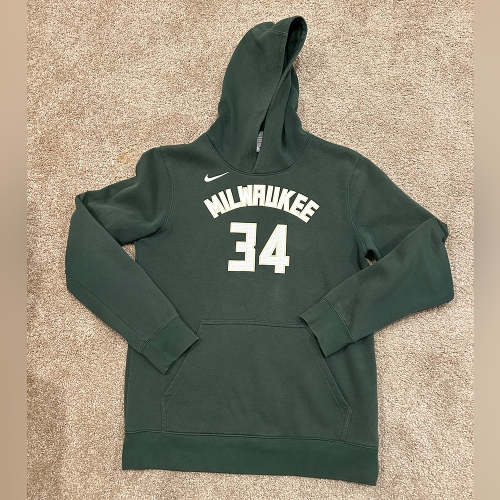 *SOLD* Nike NBA Hoodie Milwaukee Bucks #34 Giannis Boy Sweatshirt sz XL